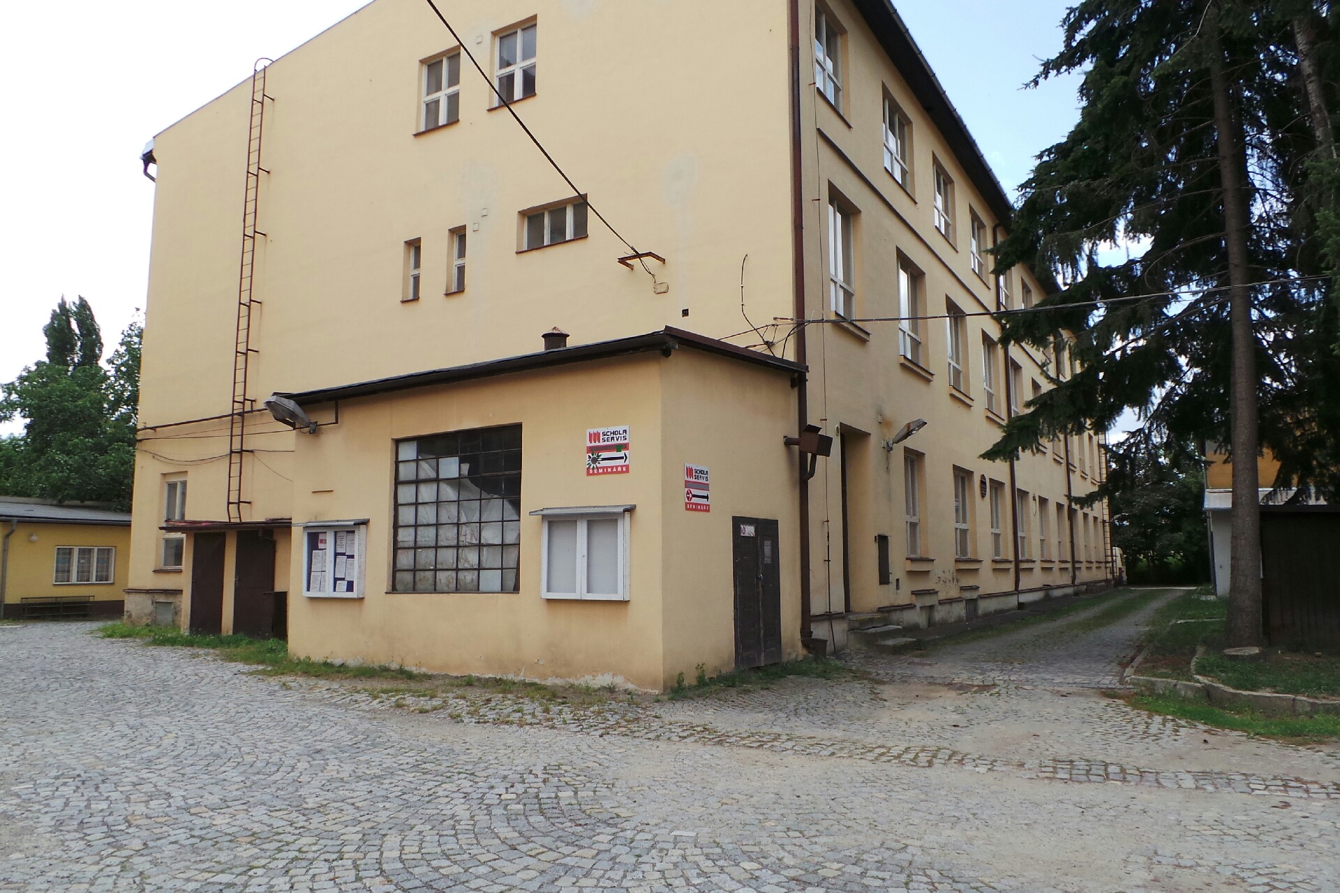 SCHOLA education - zařízení pro další vzdělávání pedagogických pracovníků a středisko služeb školám, s.r.o.