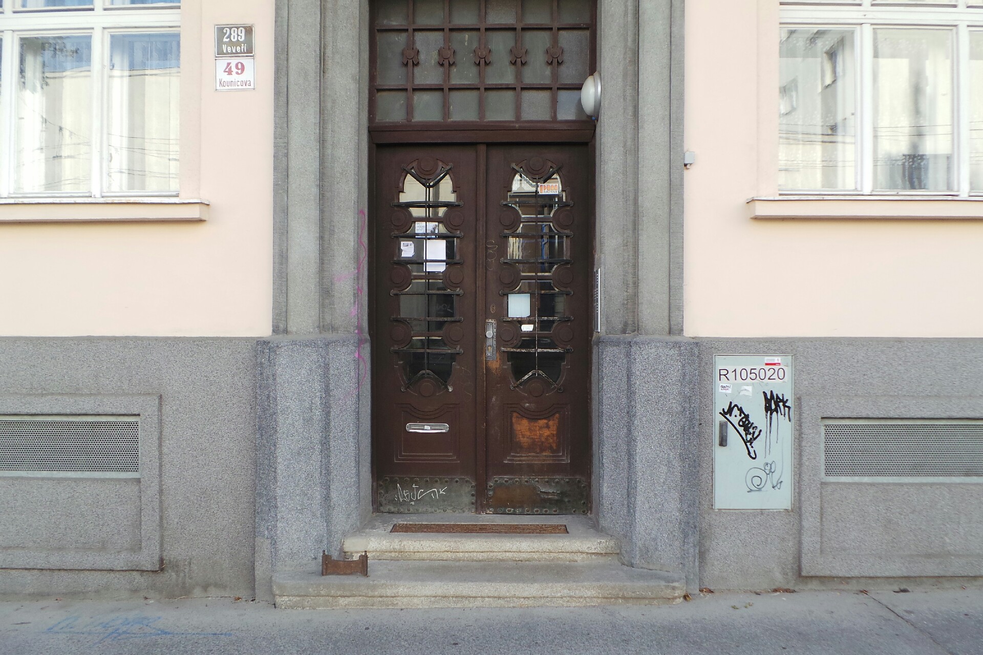 Mgr. Jana Karberová