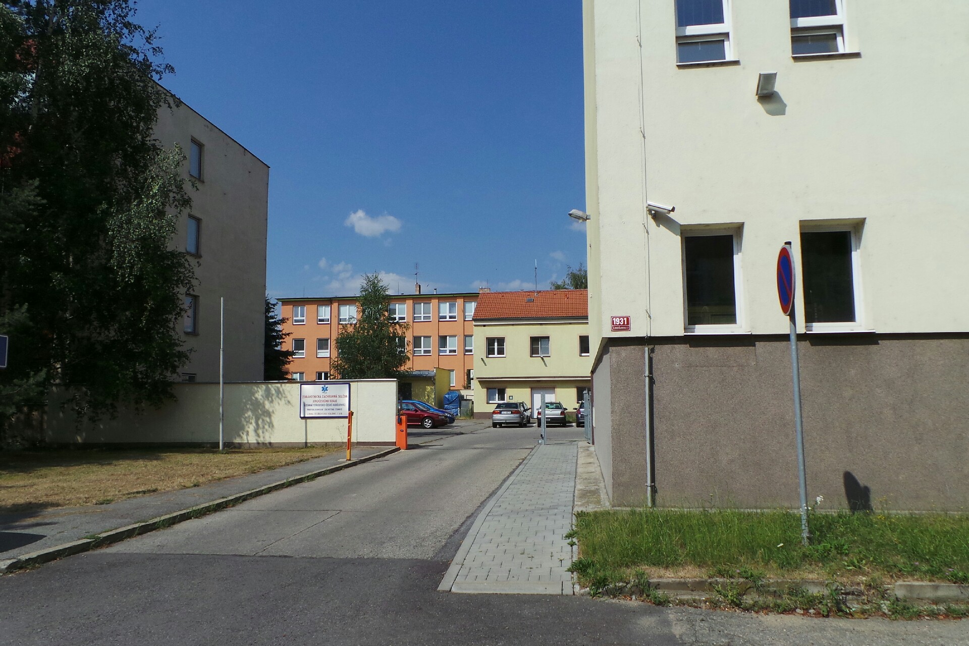 Zdravotnická záchranná služba Jihočeského kraje foto 2