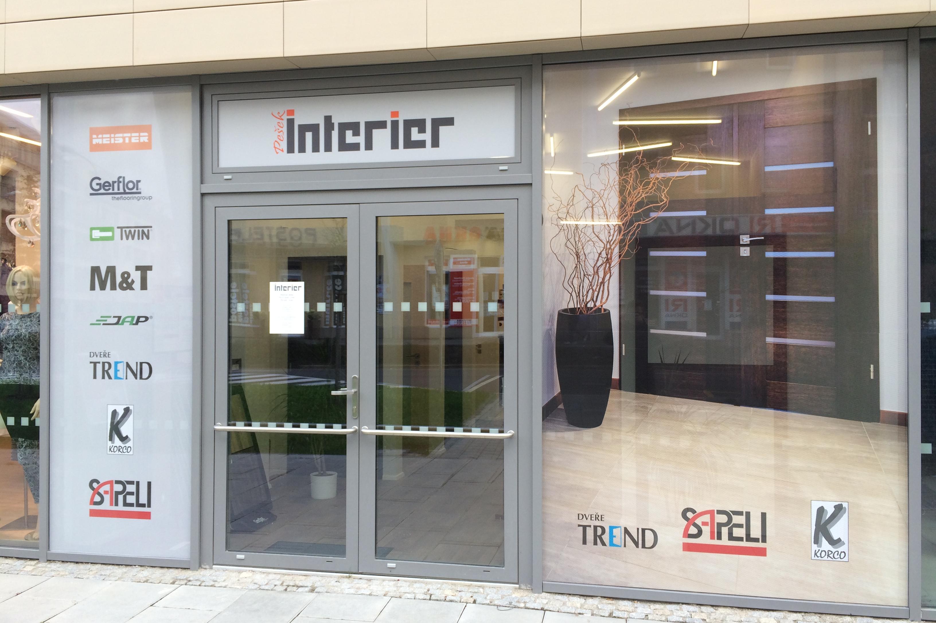 Pešek Interier - DVEŘE - PODLAHY - DESIGN