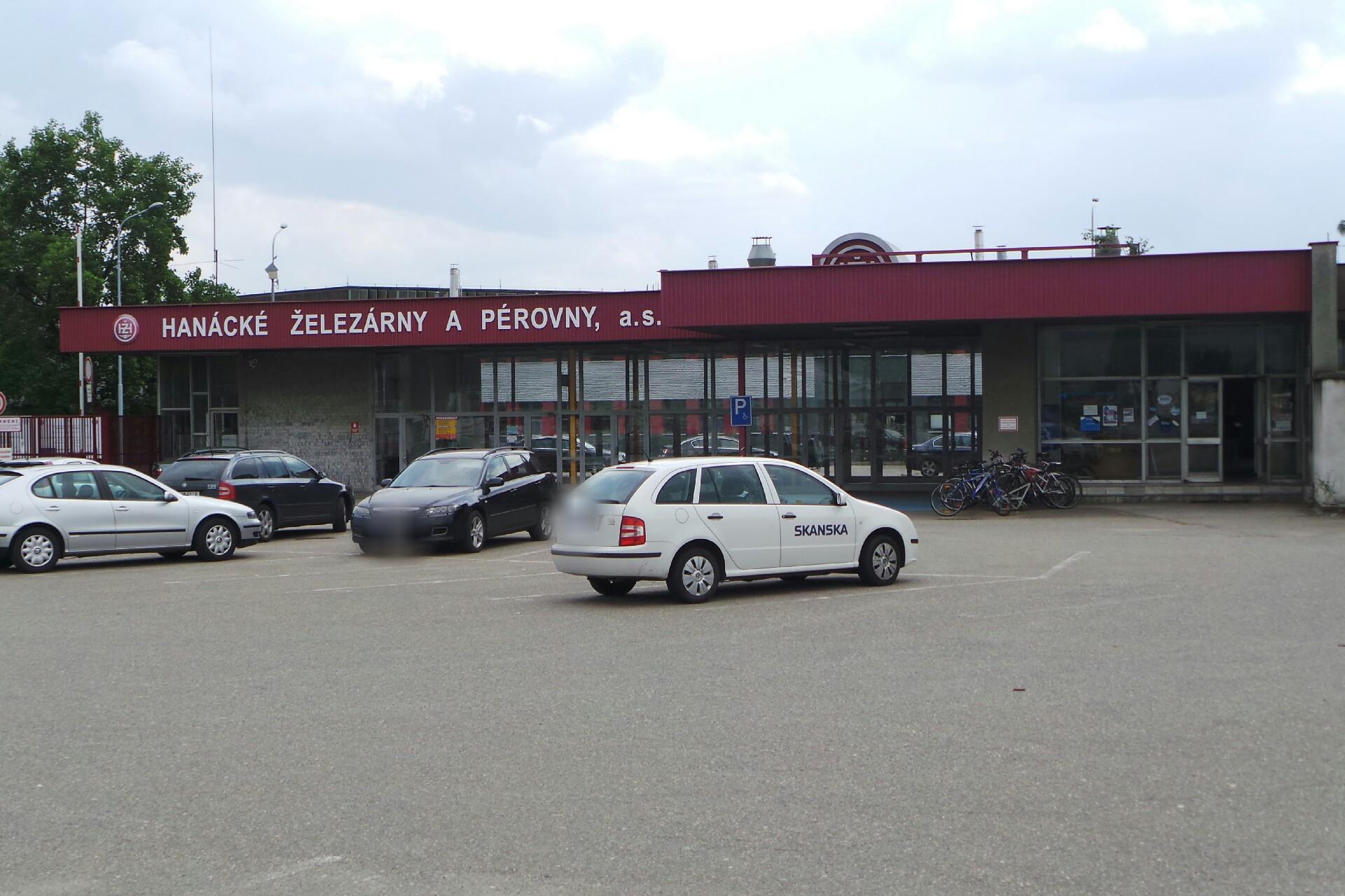 Nákladní autodoprava - DT - Výhybkárna a strojírna a.s.