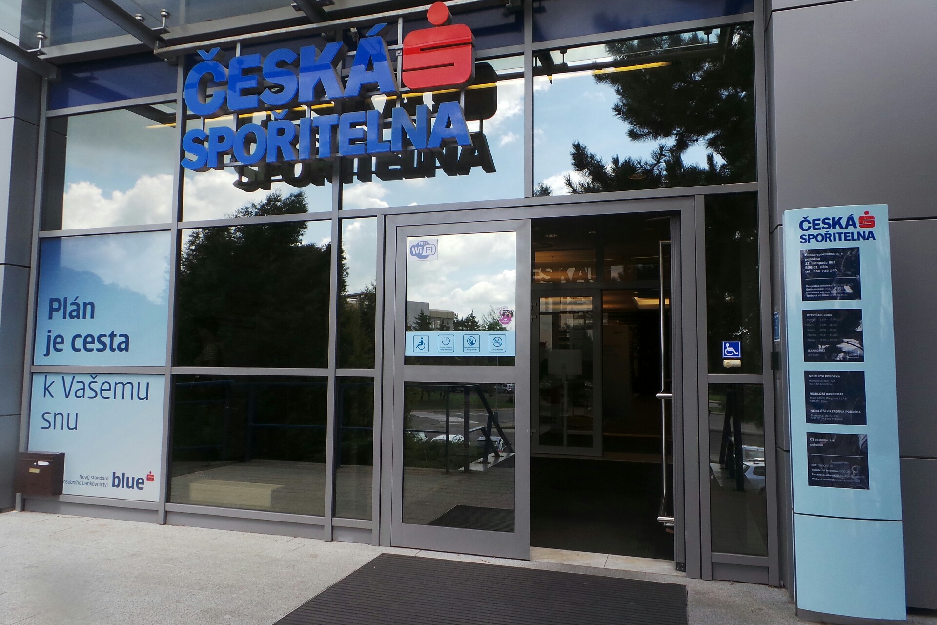 Bankomat České spořitelny foto 3