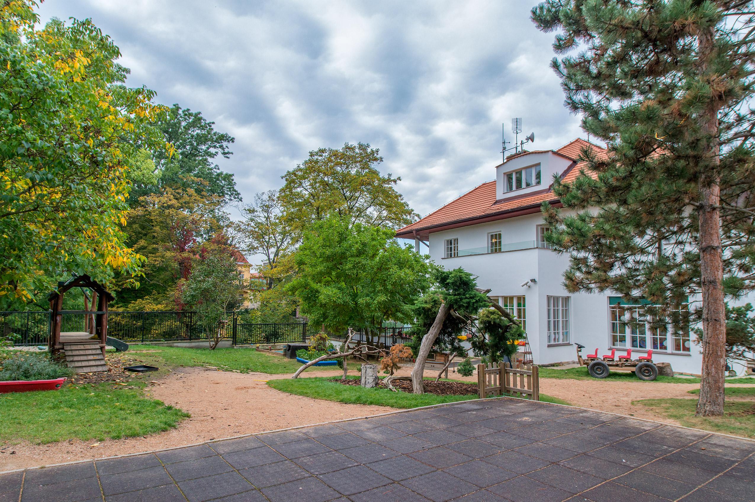Riverside School Prague  - Early Years
