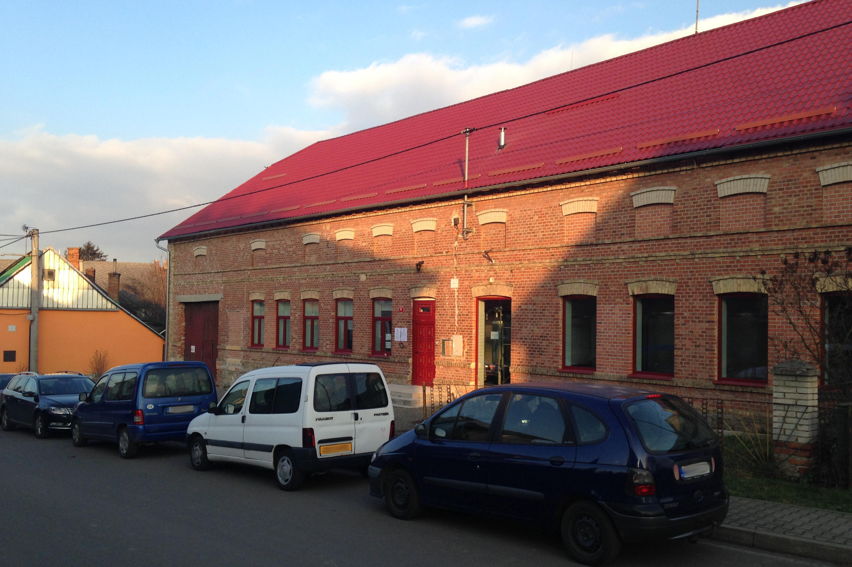 ŘEMESLNÝ PIVOVAR HUSAR