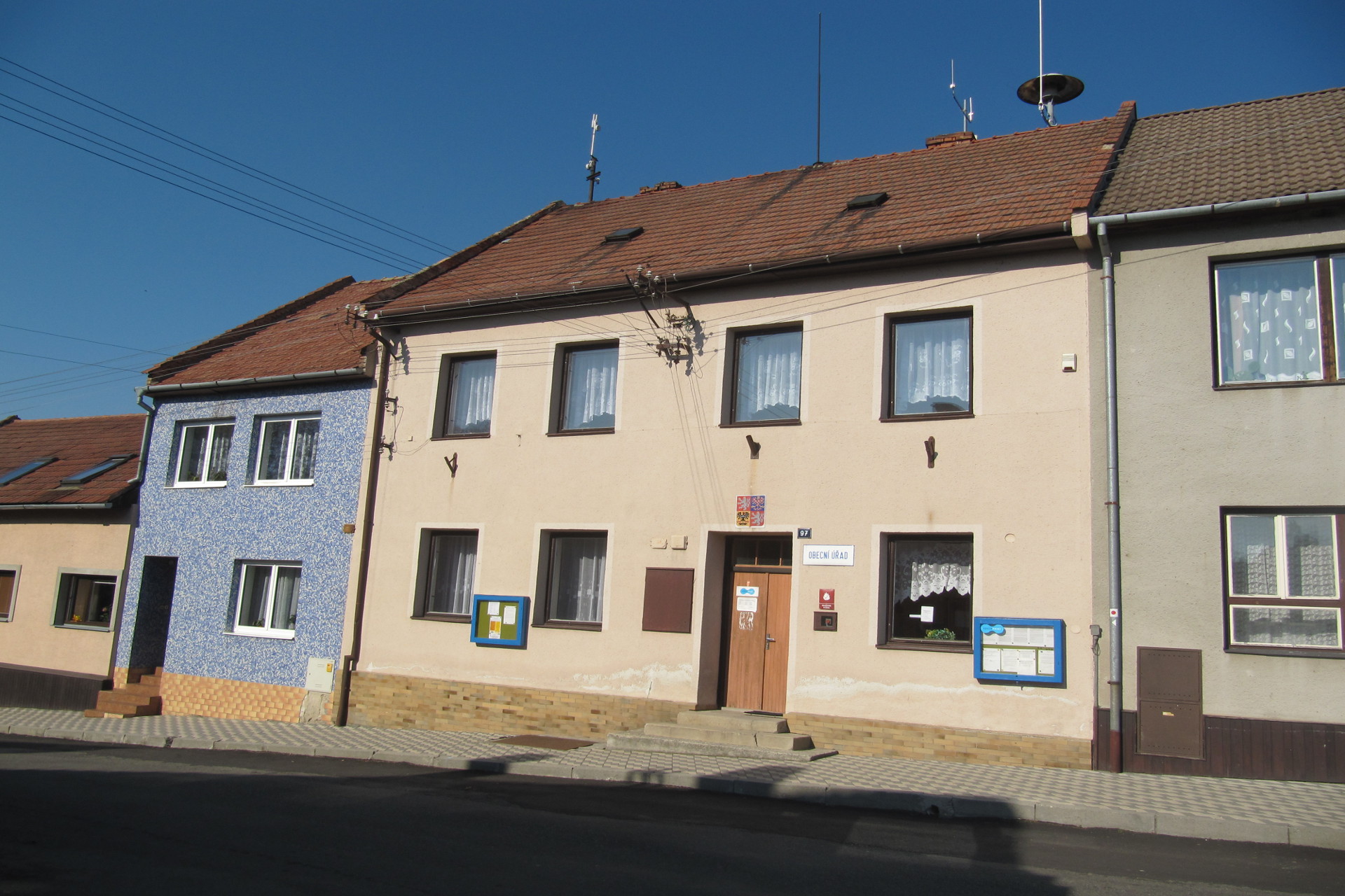 Litenčice - úřad městyse