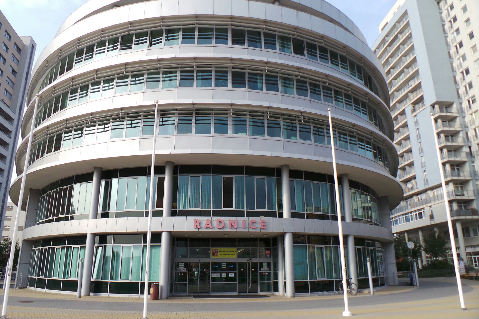 ÚMČ Praha 13 - Odbor školství