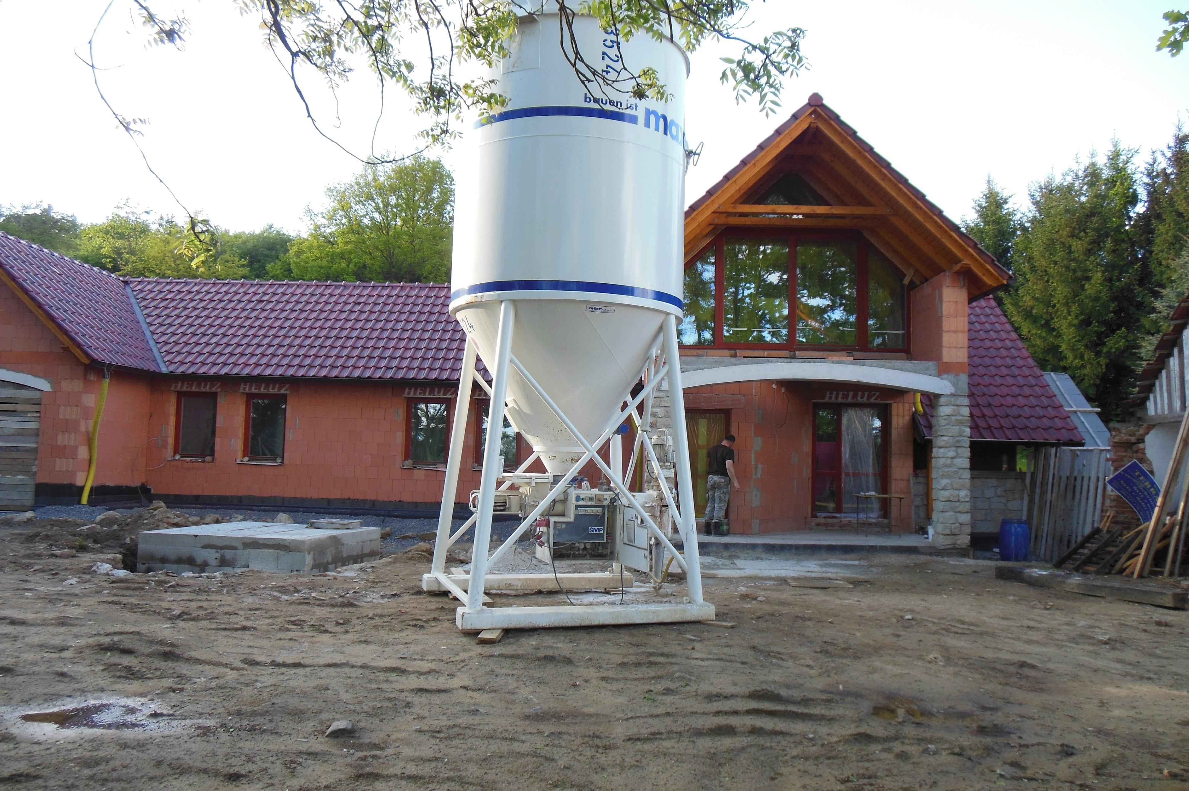 Vojtěch Michl - strojní omítky