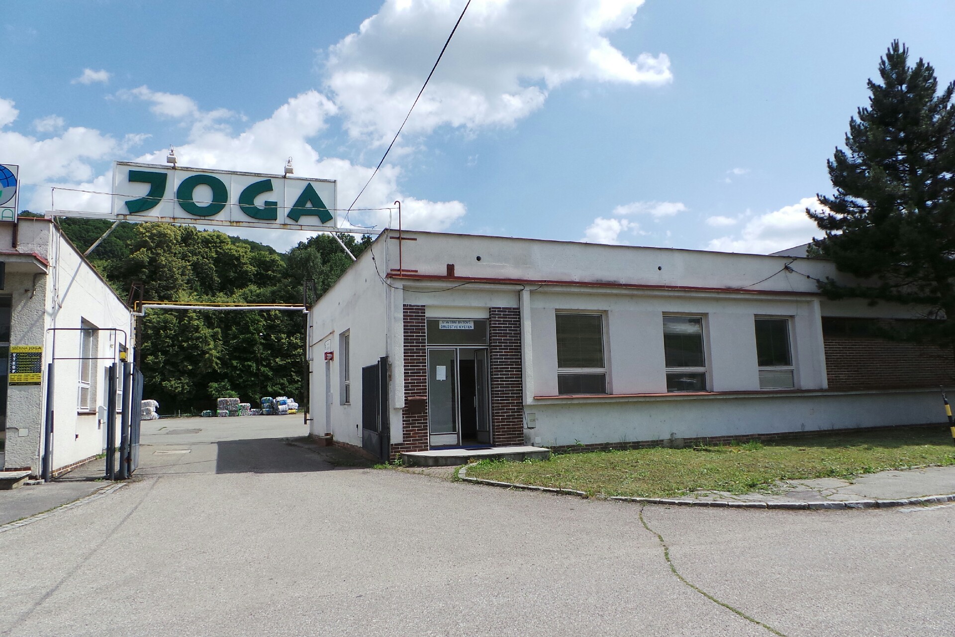 JOGA LUHAČOVICE, s.r.o.