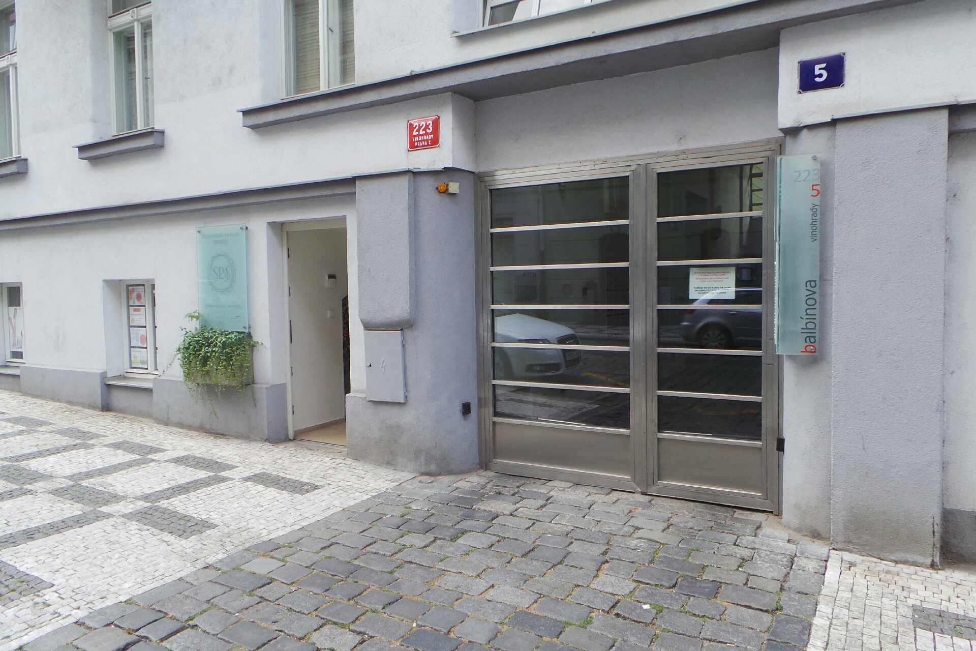 Mgr. Jaroslav Hroza, advokát