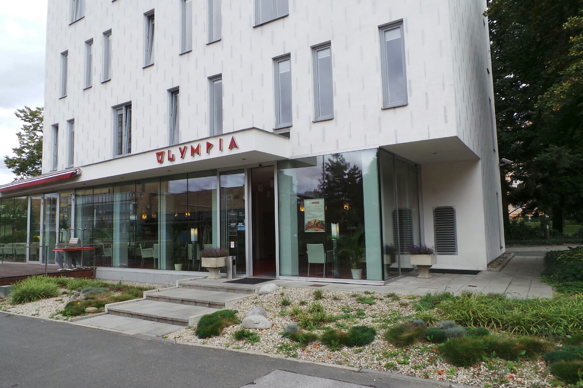 Olympia design hotel 2008, s.r.o.