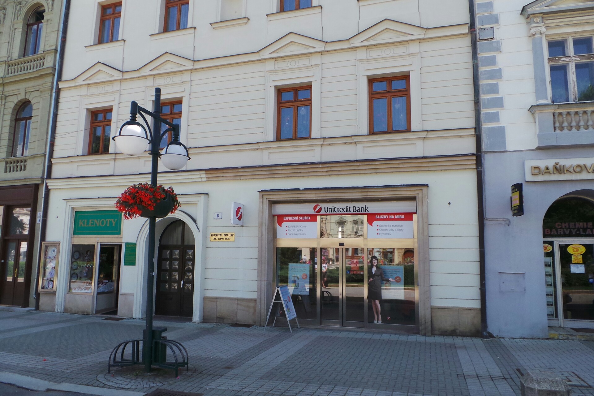 Bankomat UniCredit Bank Czech Republic