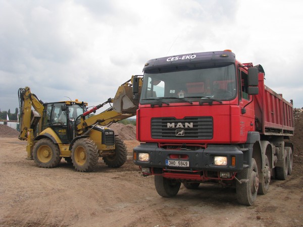 CES-EKO s.r.o. - zemní práce foto 2