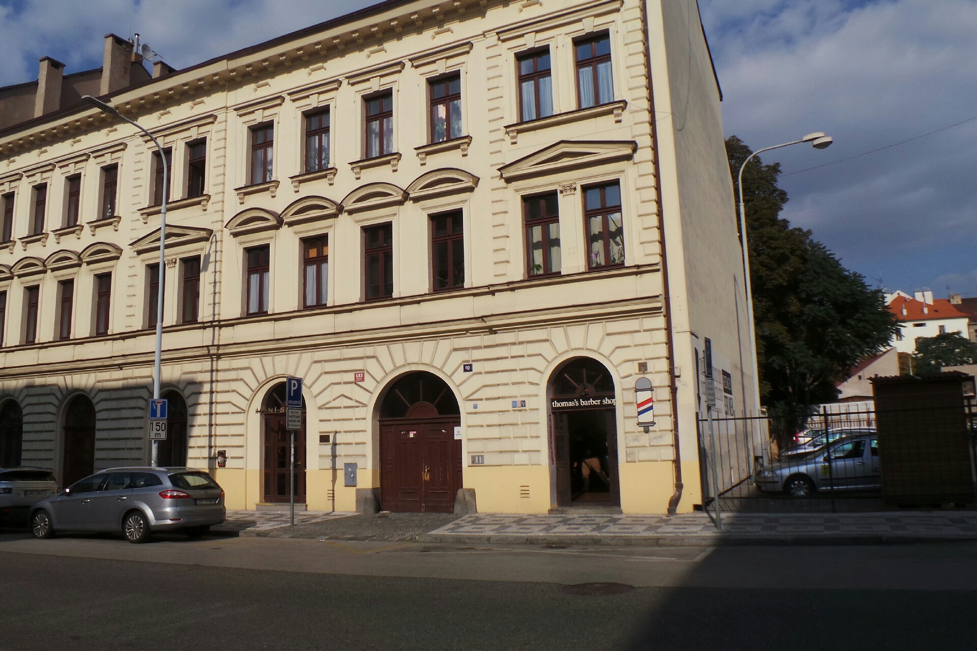 Thomas's barber shop foto 2