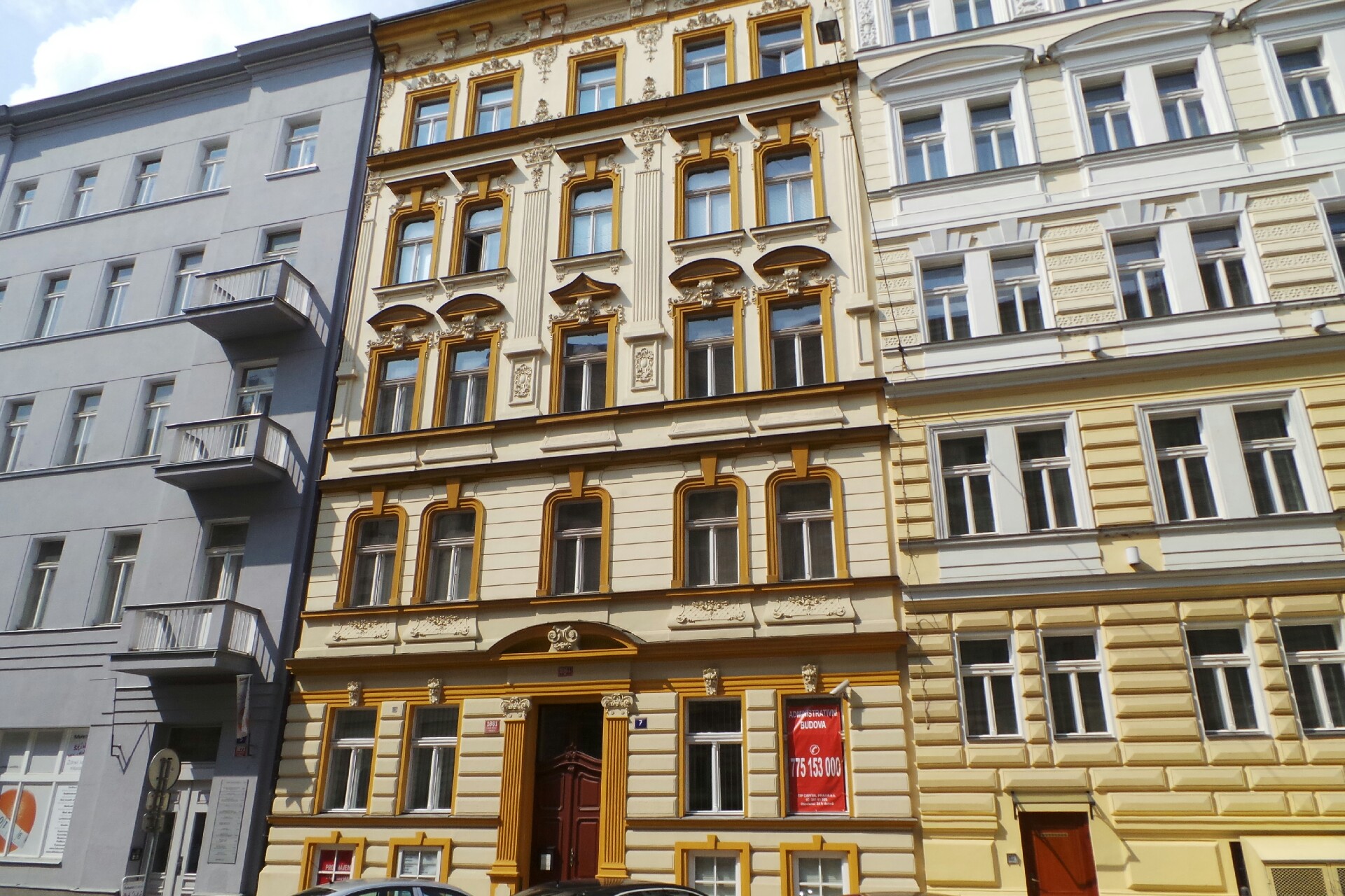 INVESTIME CS spol. s r.o.