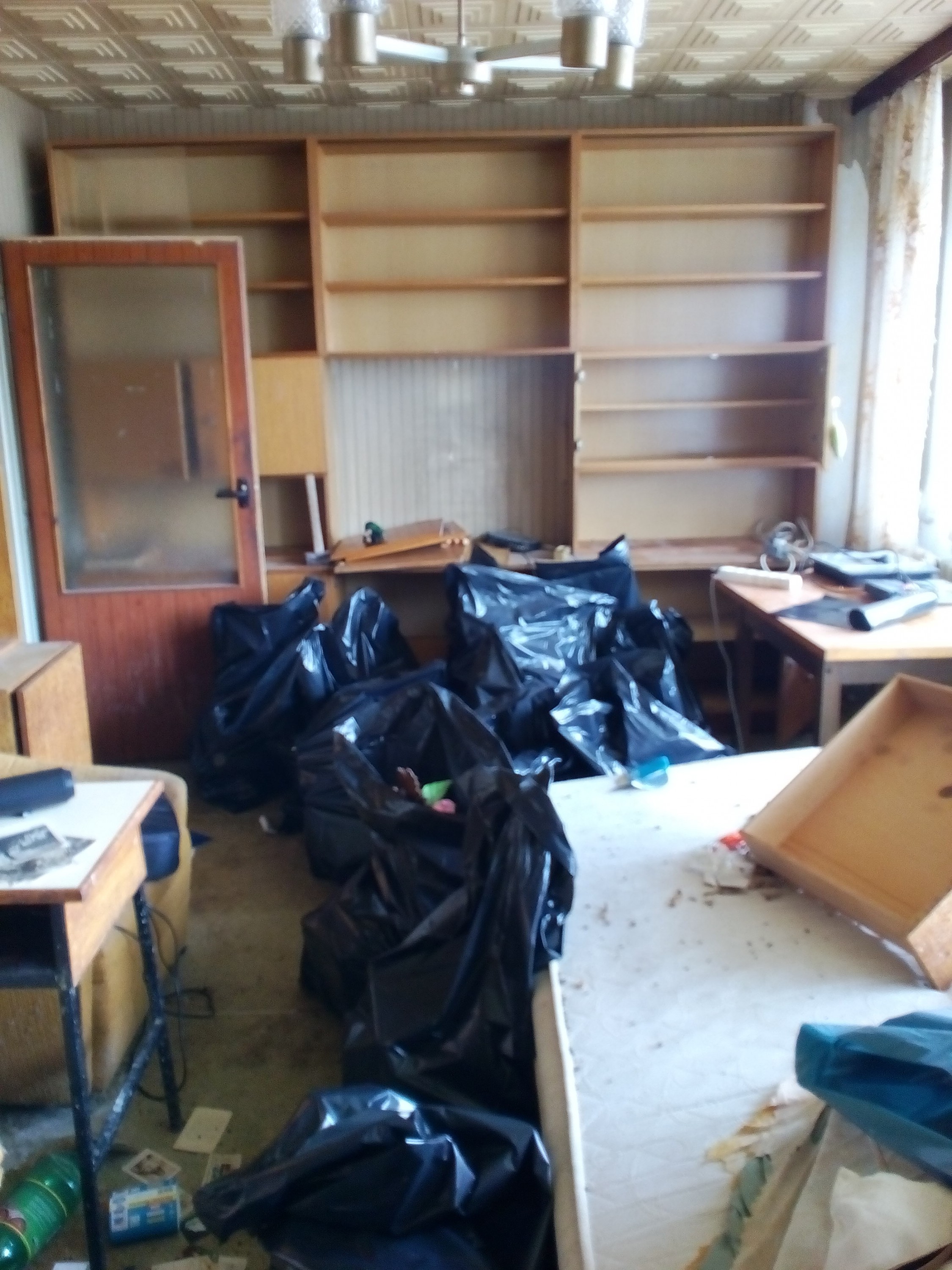 Odvoz starého nábytku foto 3