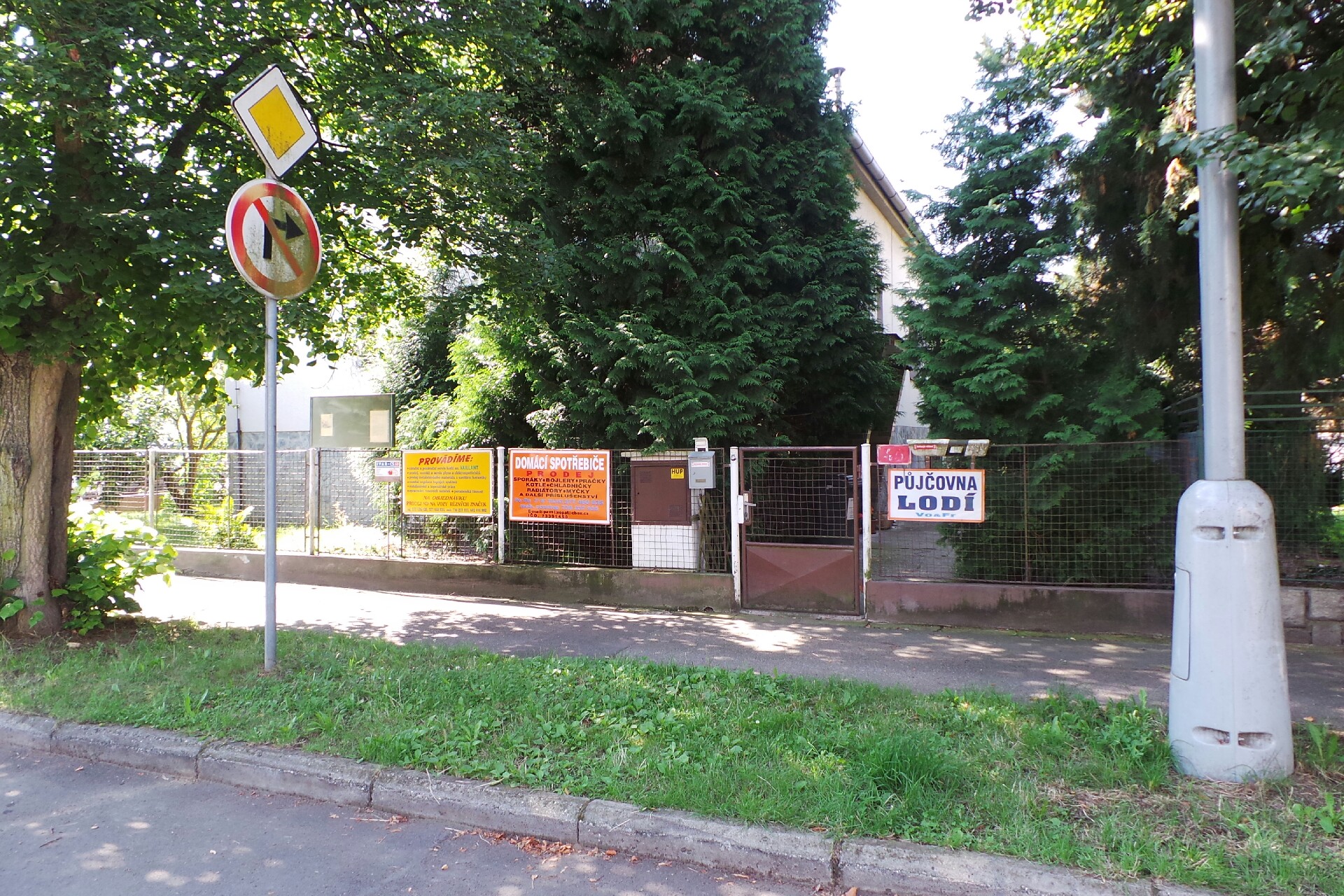 Půjčovna lodí Vo-Fr