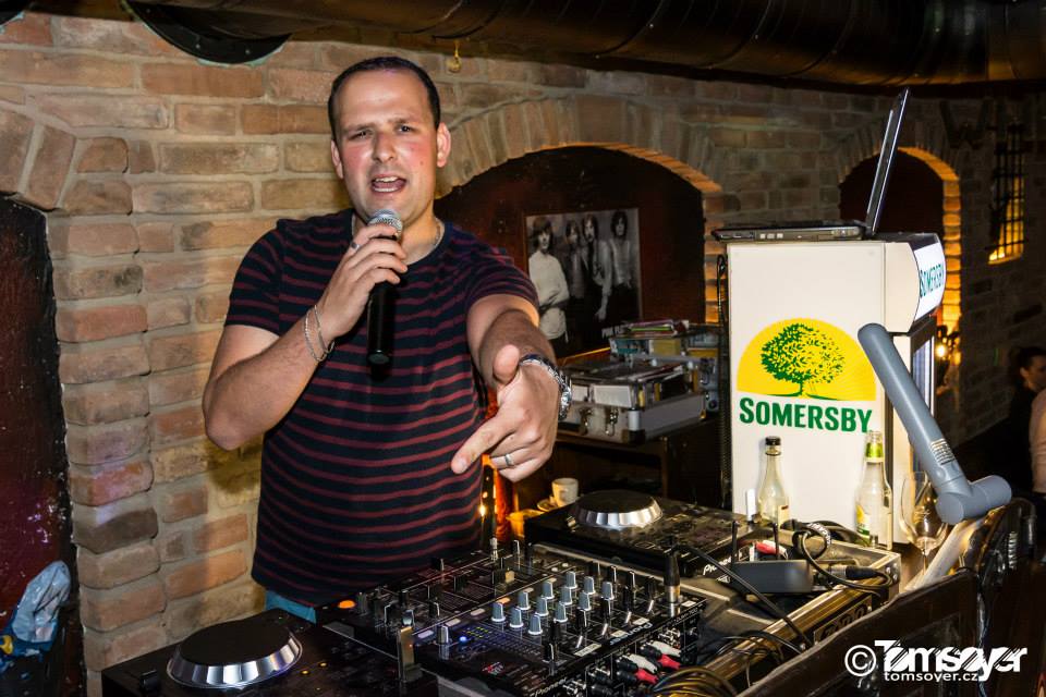 Gizzy Music Agency foto 1