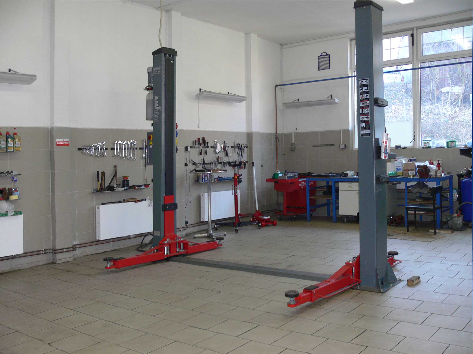 Autoservis, pneuservis EKO-SCHNEIDER s.r.o. foto 2