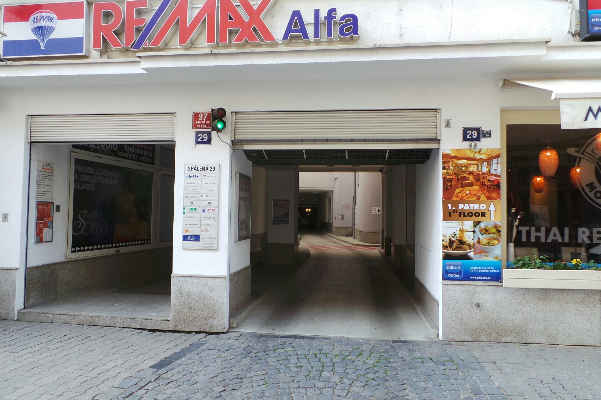 Mgr. Lenka Mikulcová, advokátka foto 1