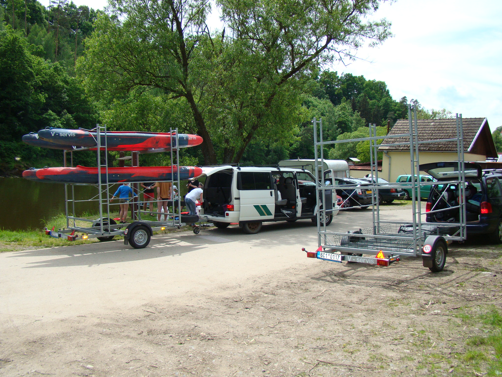 Půjčovna lodí a raftů V-servis foto 2