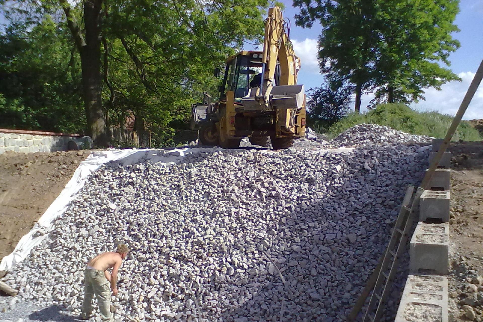 Pemi - zemní práce