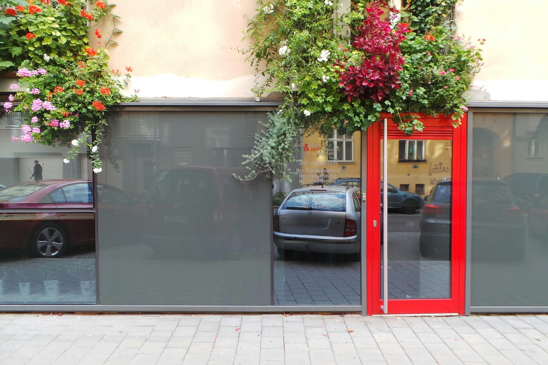 MACHOUREK & spol., advokátní kancelář