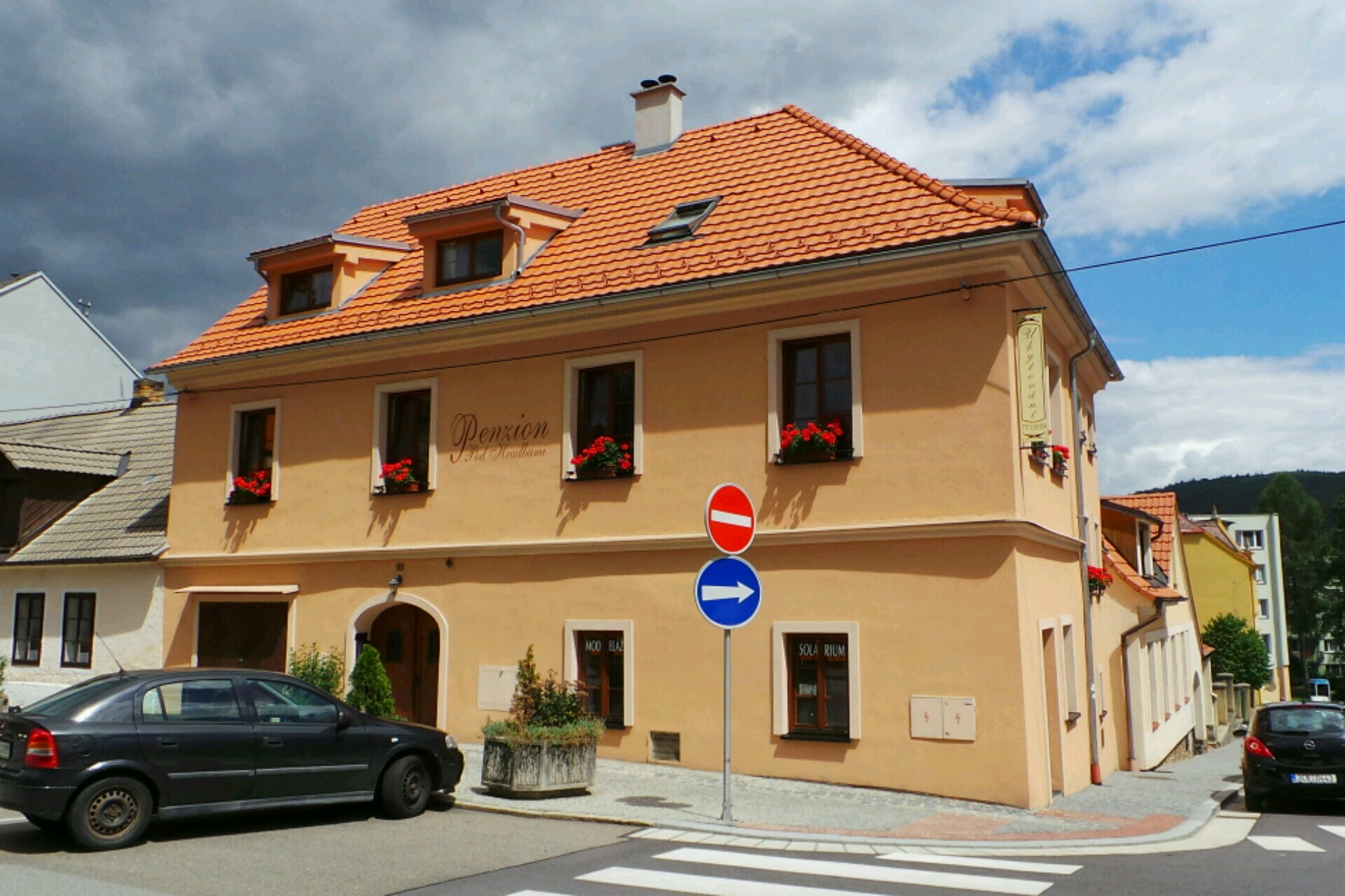 Manikúra Jitka Nachlingerová