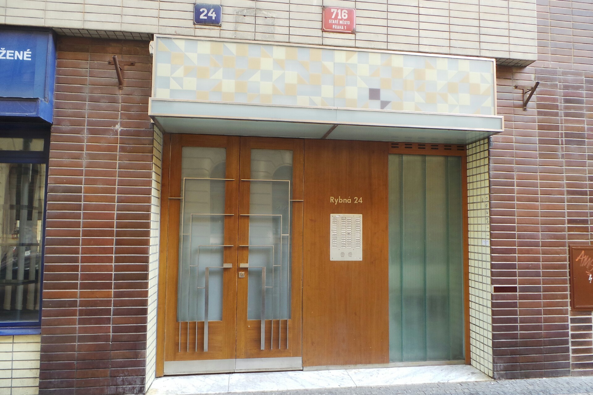 EMPERO GROUP, a.s.