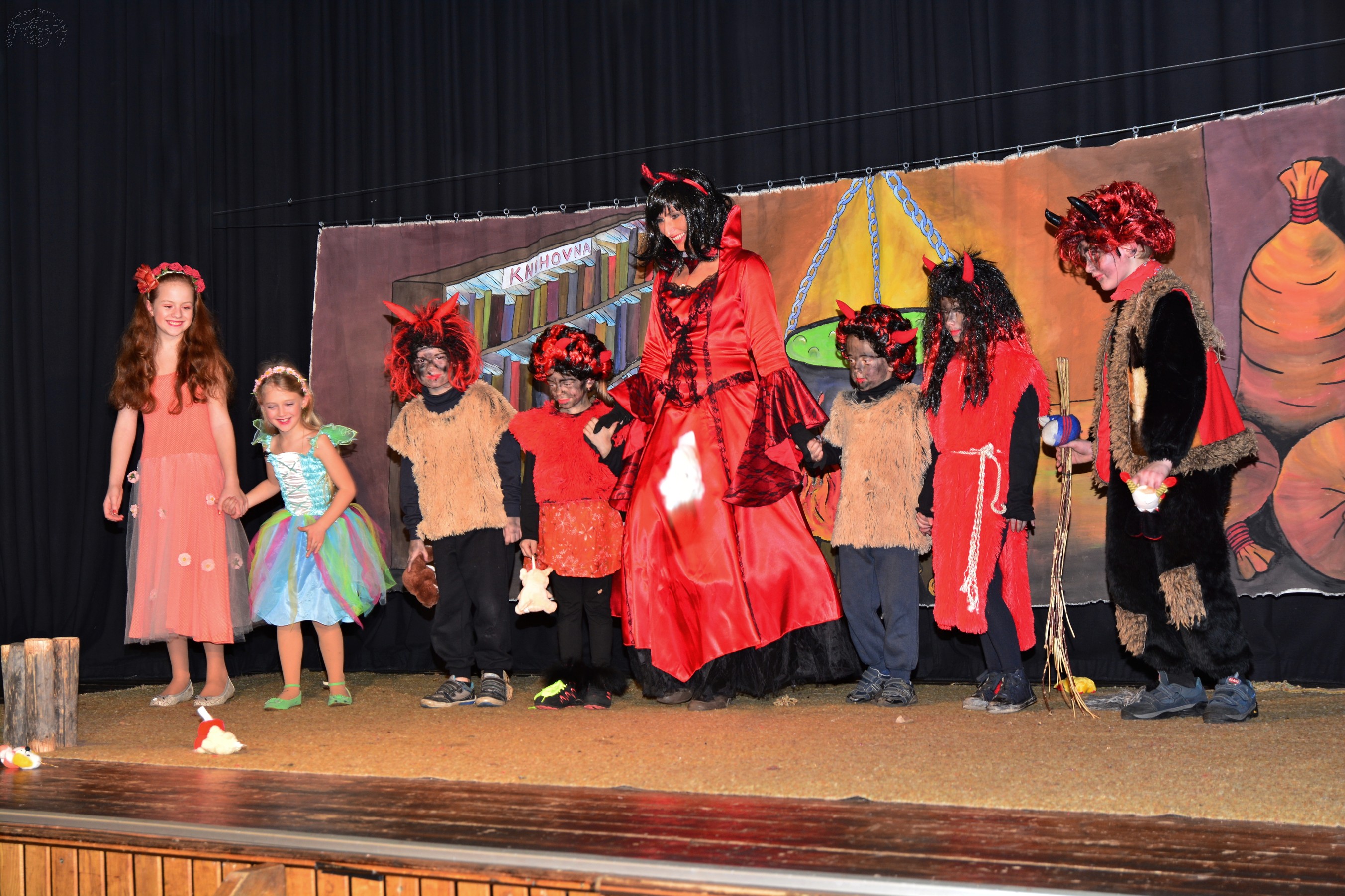 Divadelní soubor Tyl Slaná, z.s. foto 5