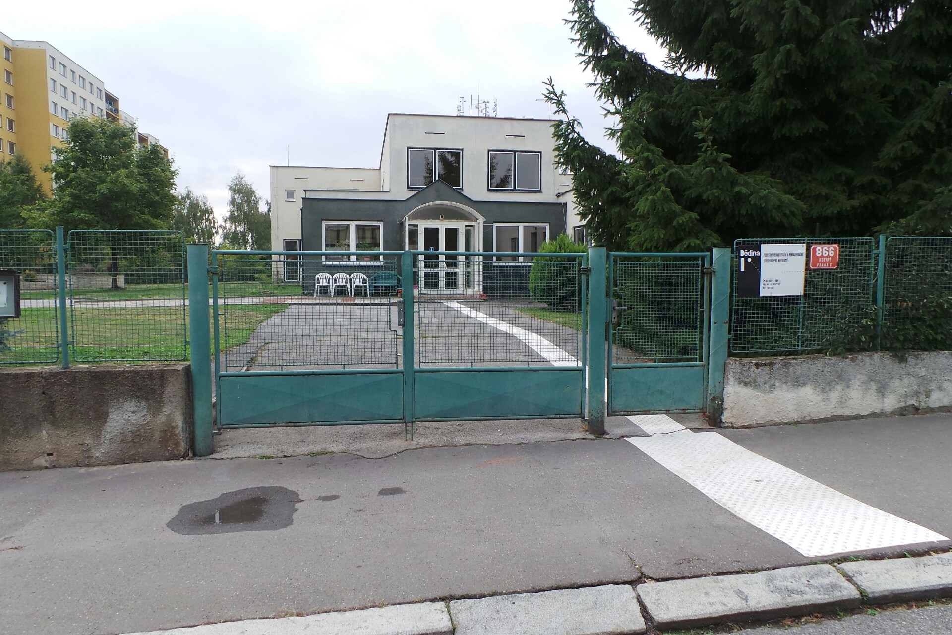 Pobytové rehabilitační a rekvalifikační středisko pro nevidomé Dědina, o.p.s.