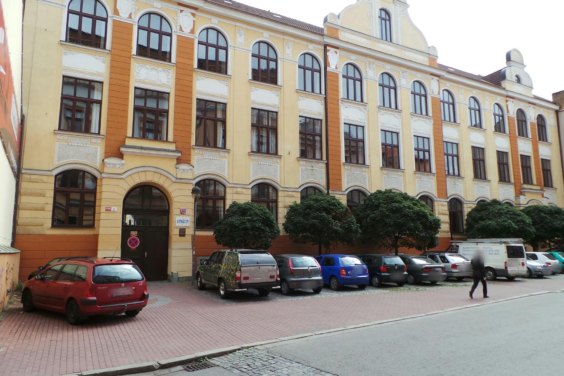 Gymnázium České Budějovice, Jírovcova