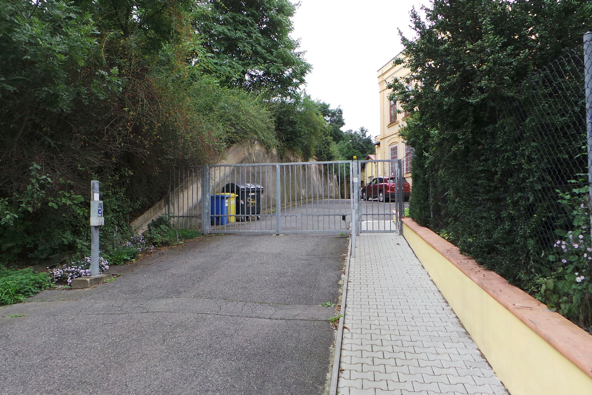 MENERGA CZECH+, spol. s r.o.