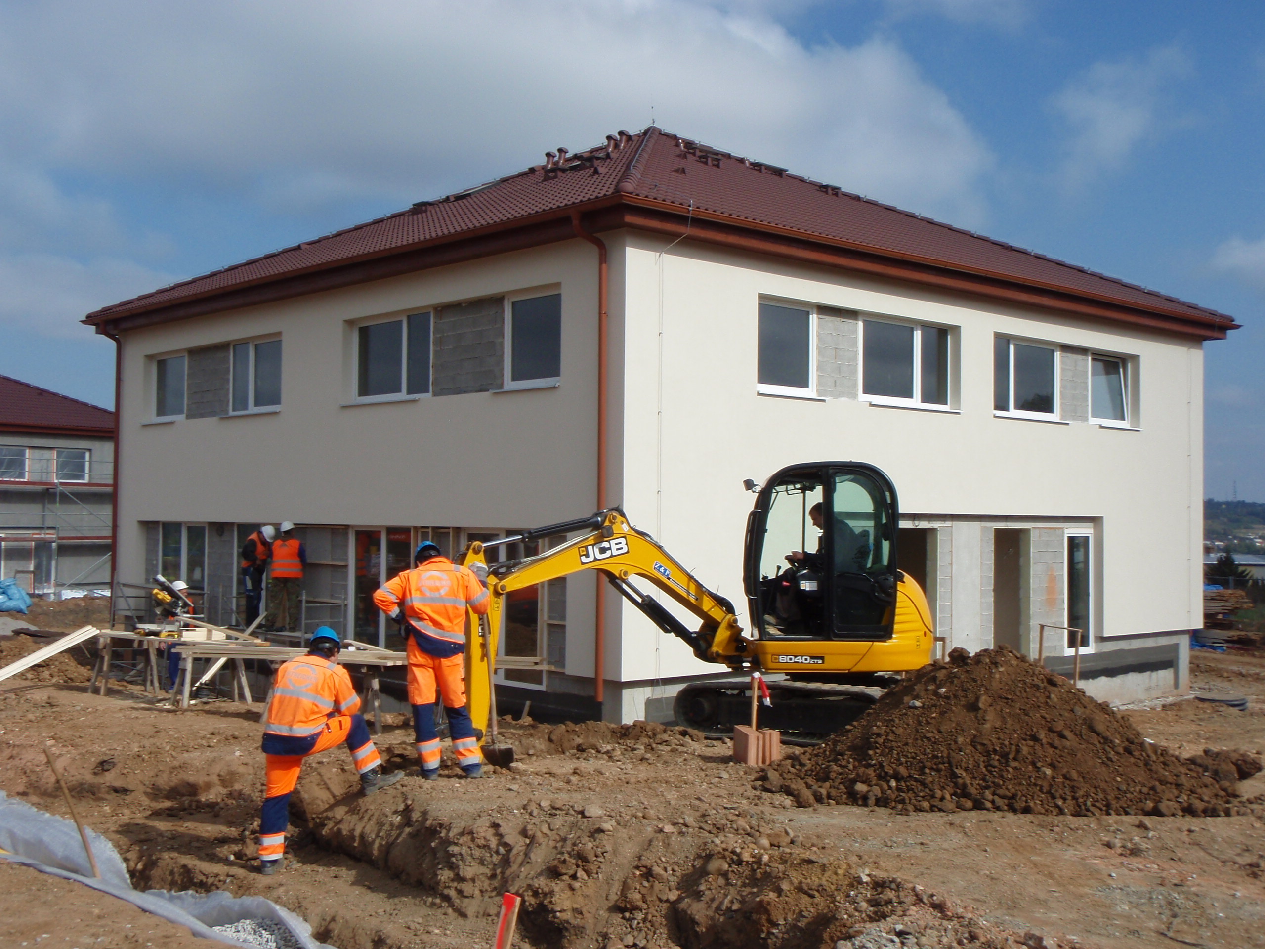 Amesbury  - Plzeň 2 s.r.o. foto 2