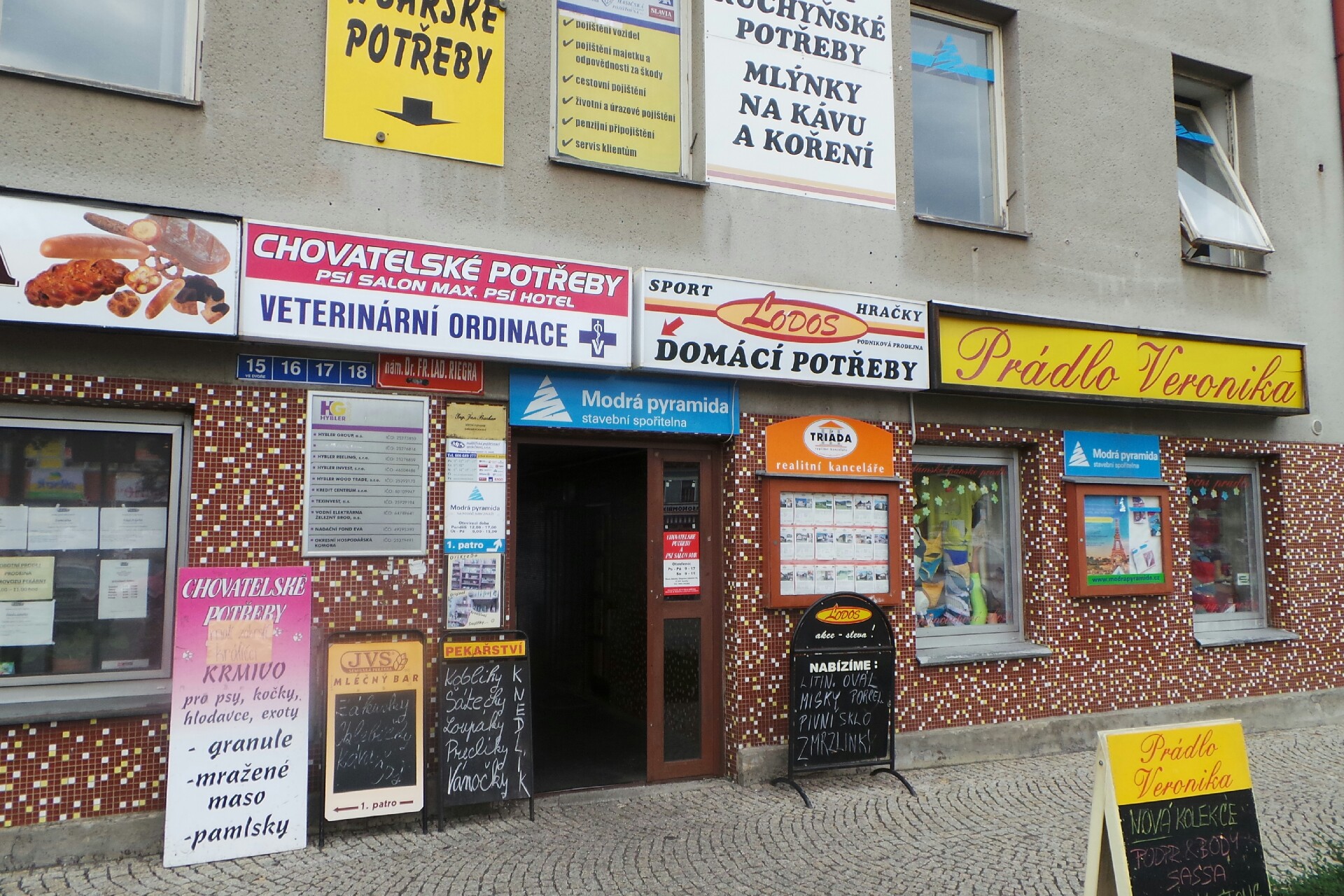 KREDIT CENTRUM s. r. o.