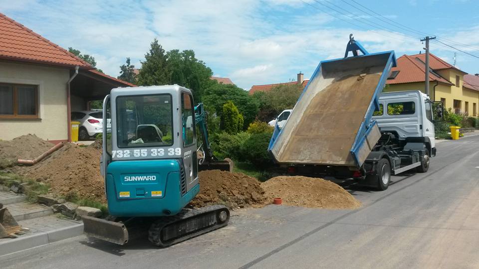 Výkopové a zemní práce PALÁT foto 3