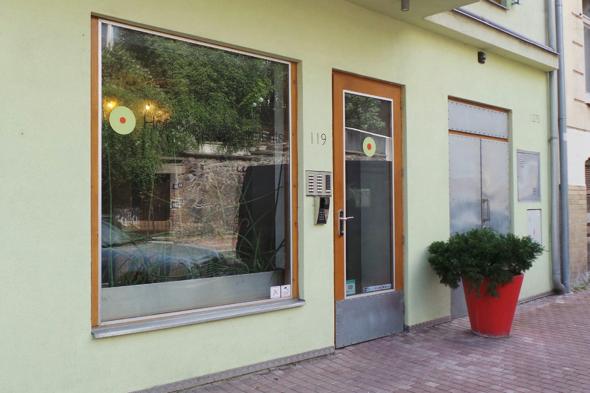 Holečkova Apartments