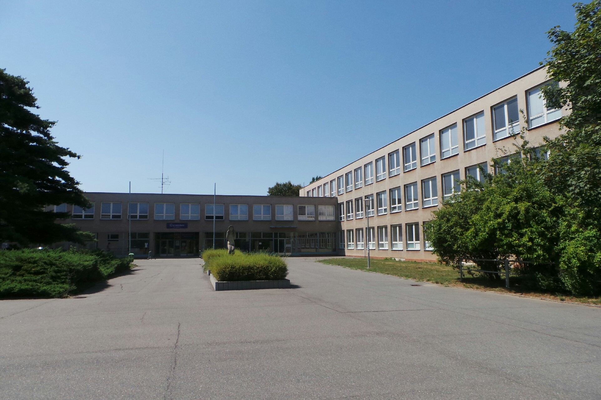 Centrum celoživotního vzdělávání - zařízení pro další vzdělávání pedagogických pracovníků Pardubického kraje