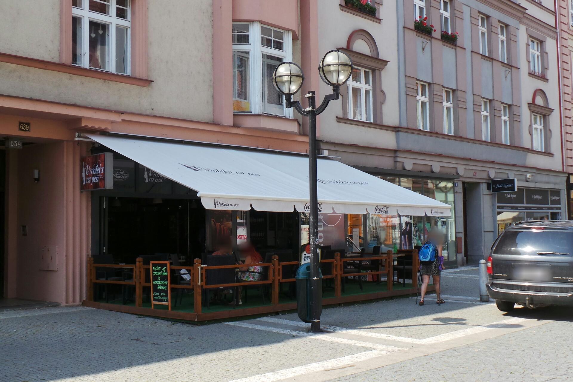 Vinotéka na pěší