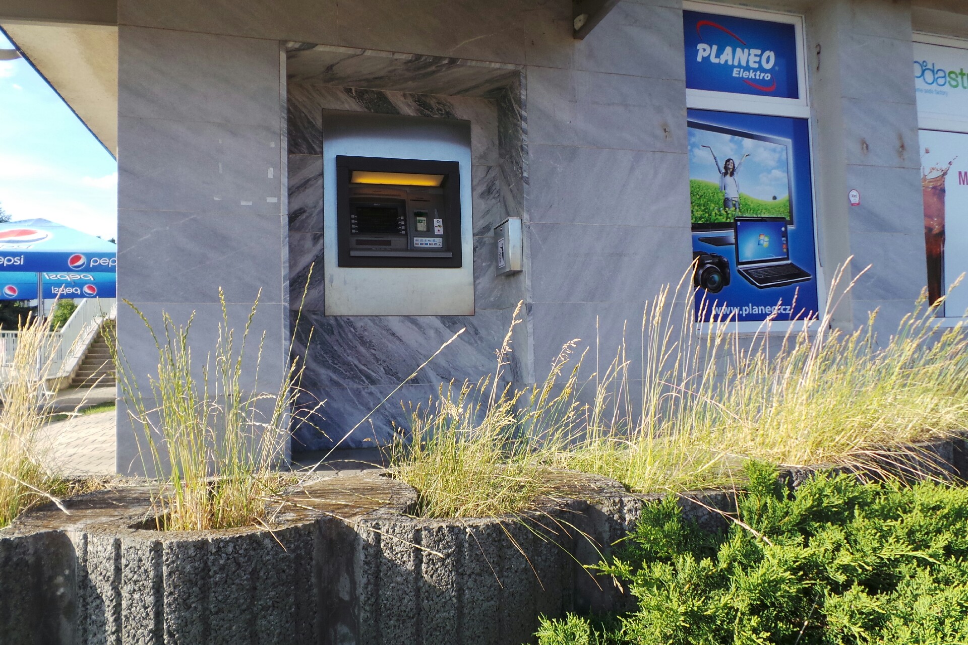 Bankomat Komerční banky foto 1