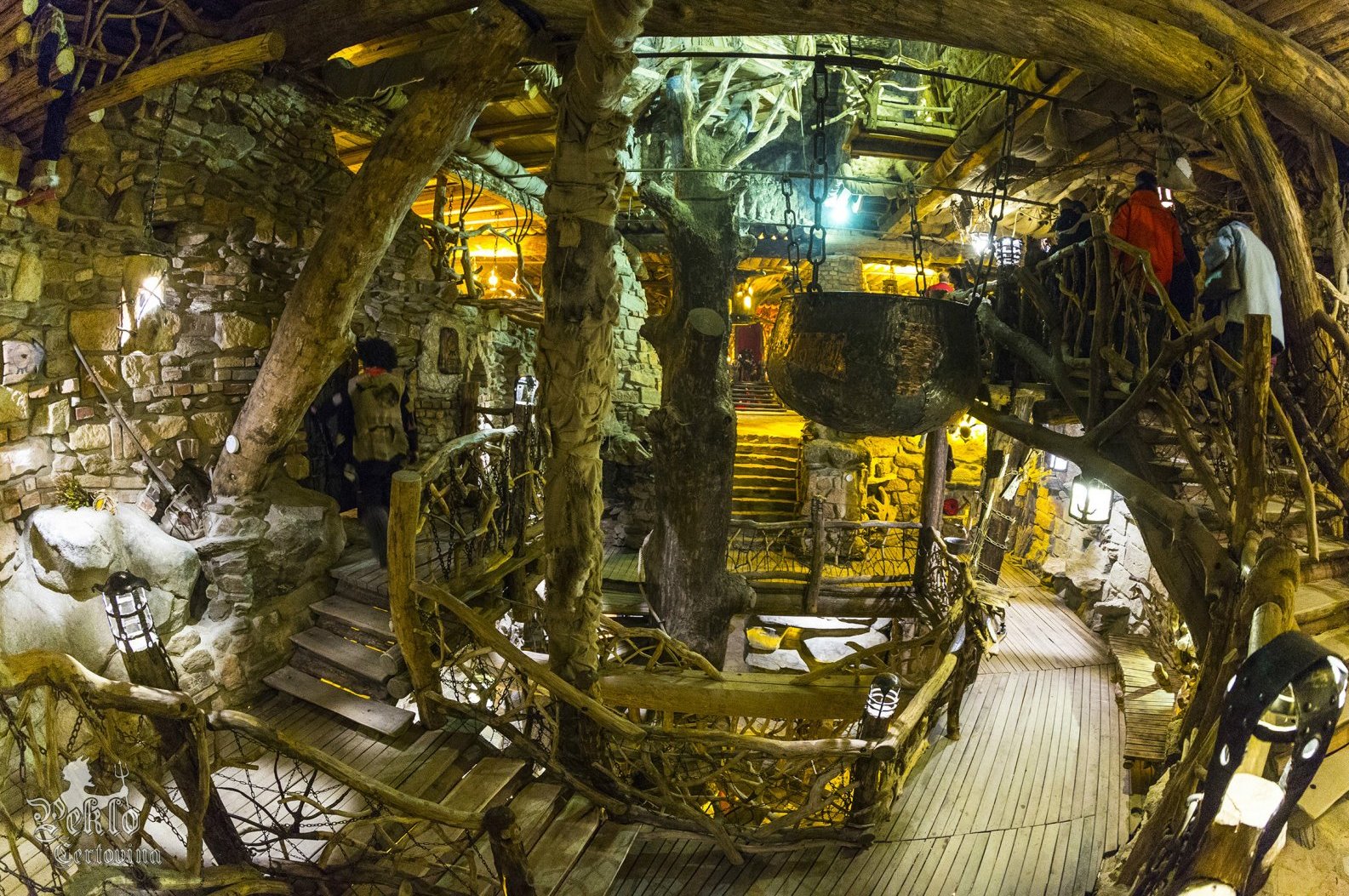 PEKLO ČERTOVINA foto 6