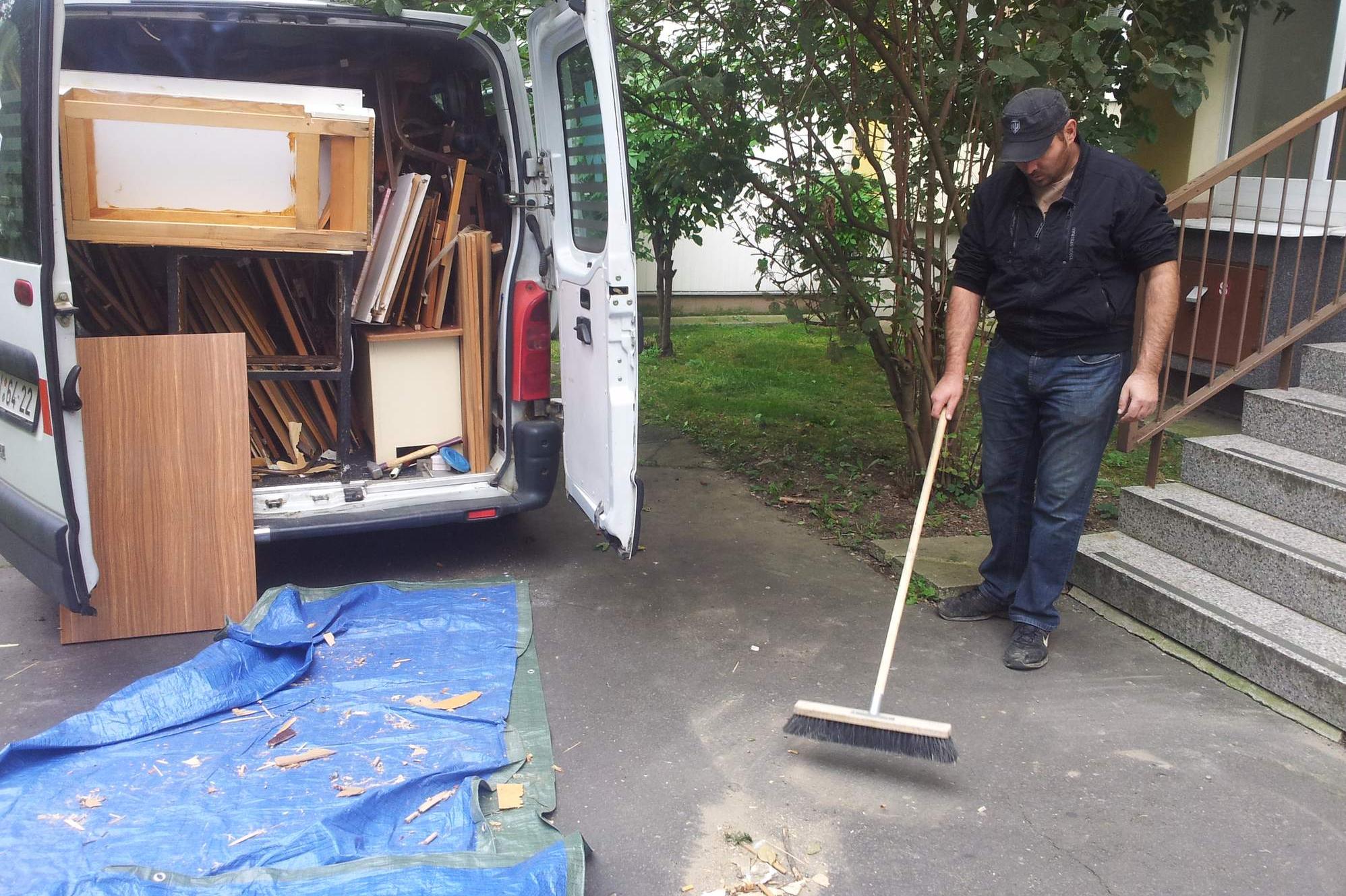 Jindřich Jíra - Vyklízecí práce