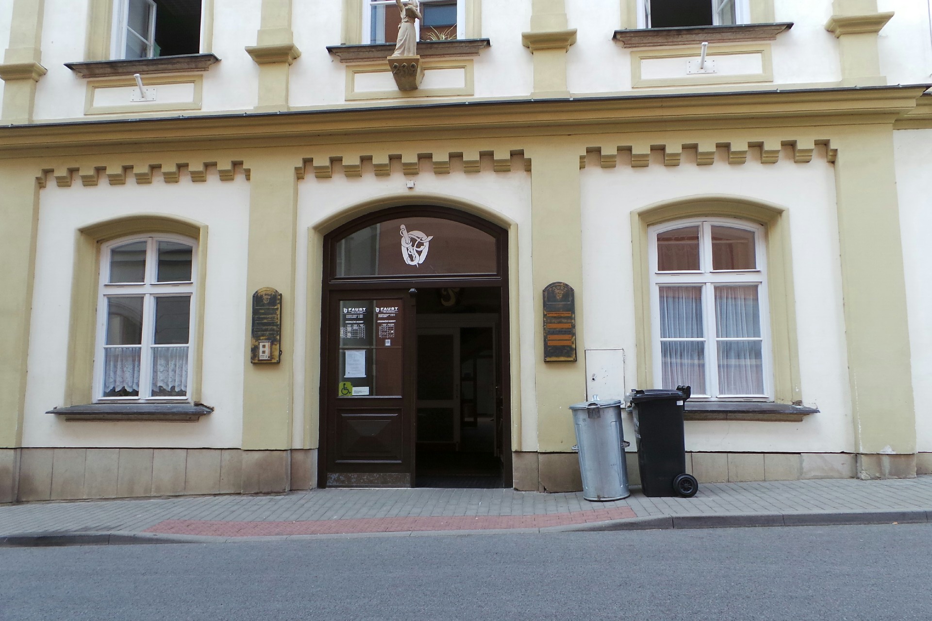 MUDr. Helena Lukášová