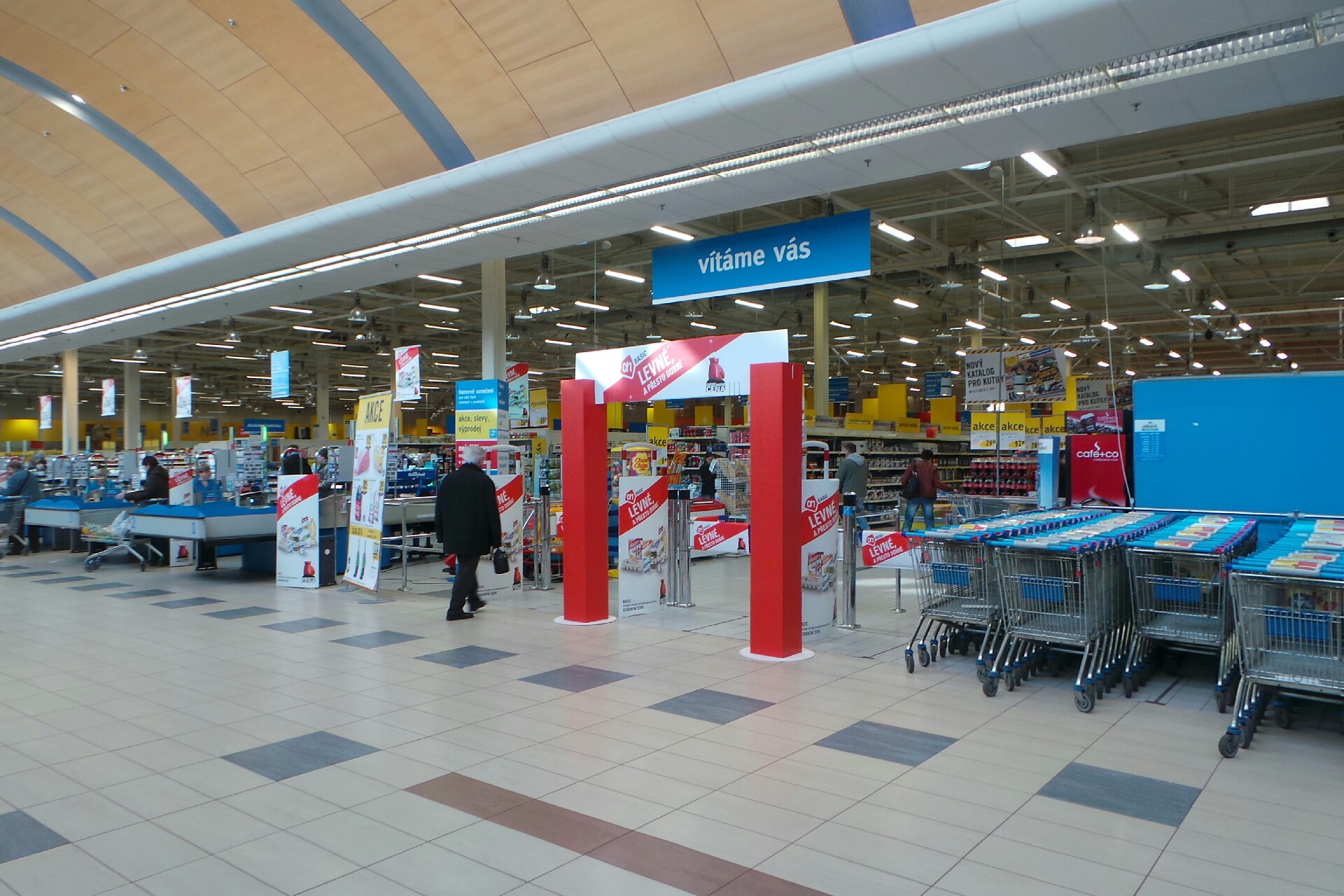 Albert Hypermarket