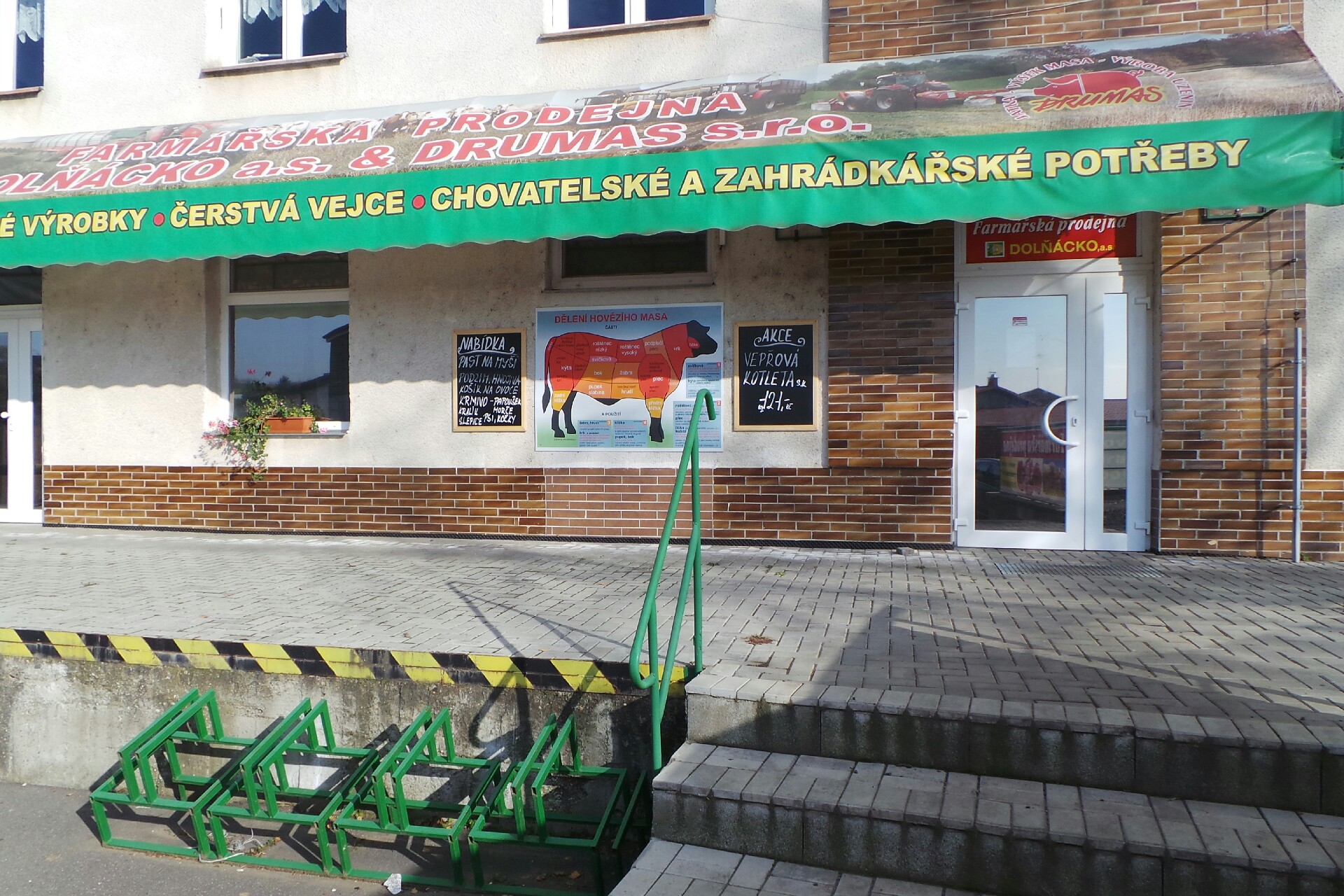 Dolňácko, a.s. - jídelna