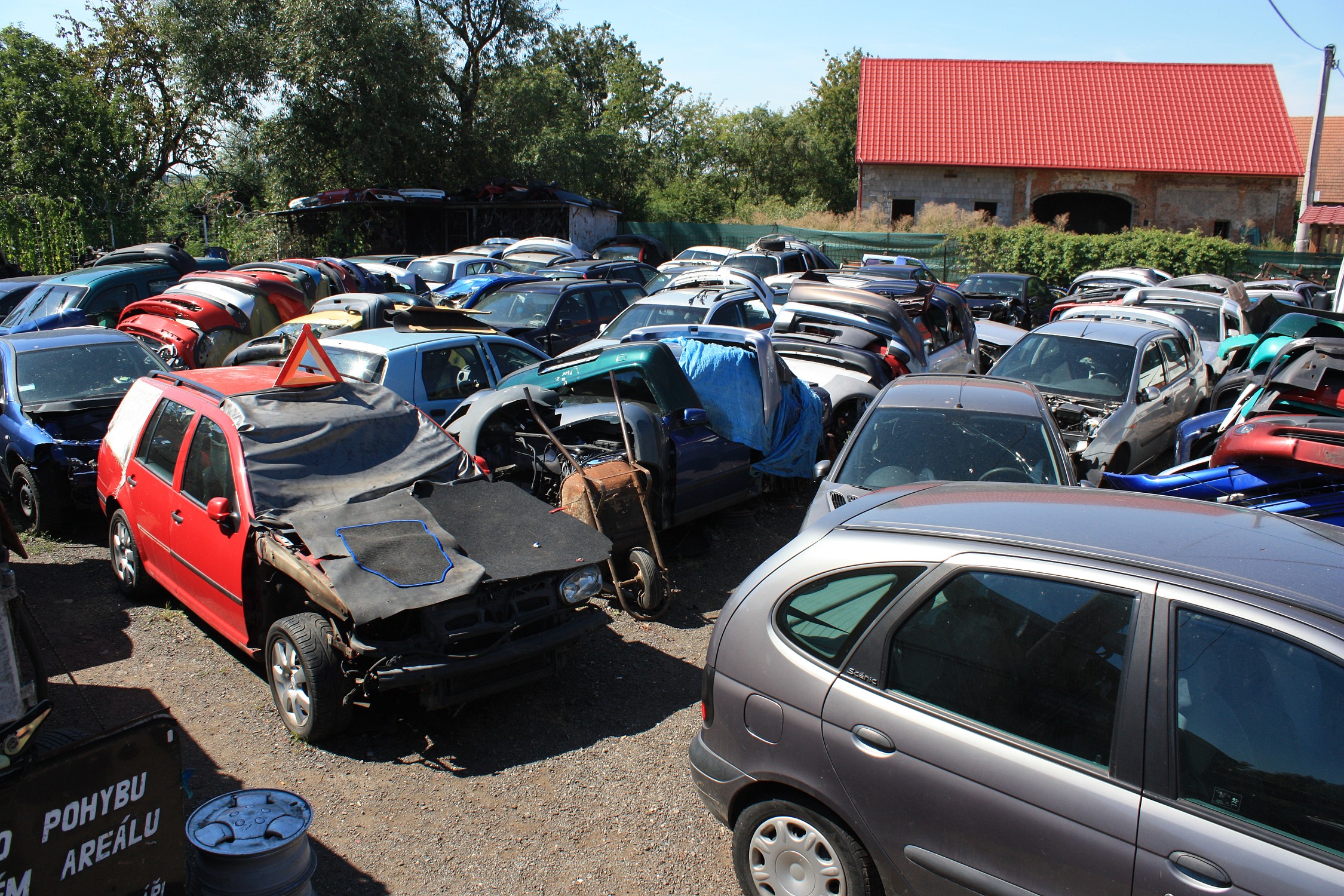 VRAKOVIŠTĚ - NÁHRADNÍ DÍLY KLR foto 4