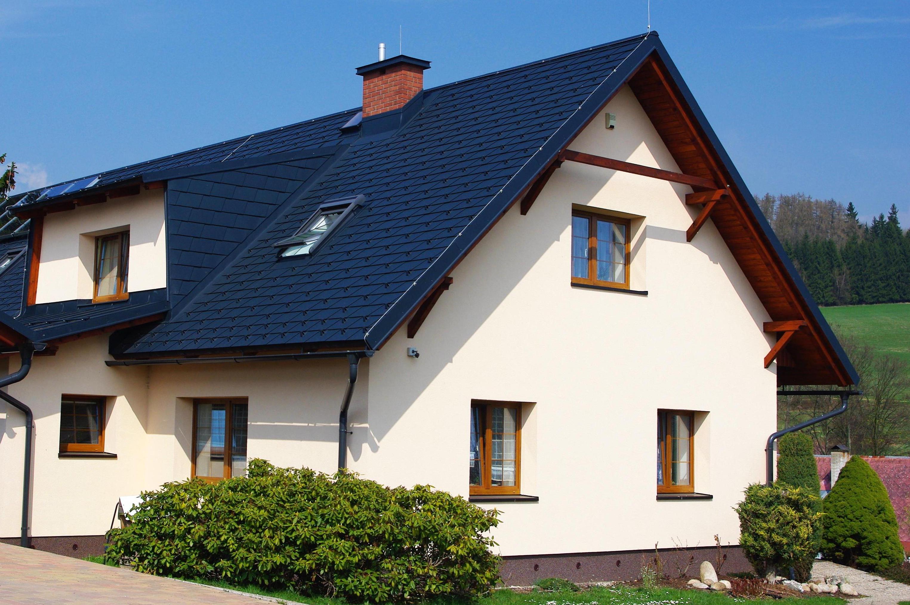 Qstřechy - Jaroslav Bánský