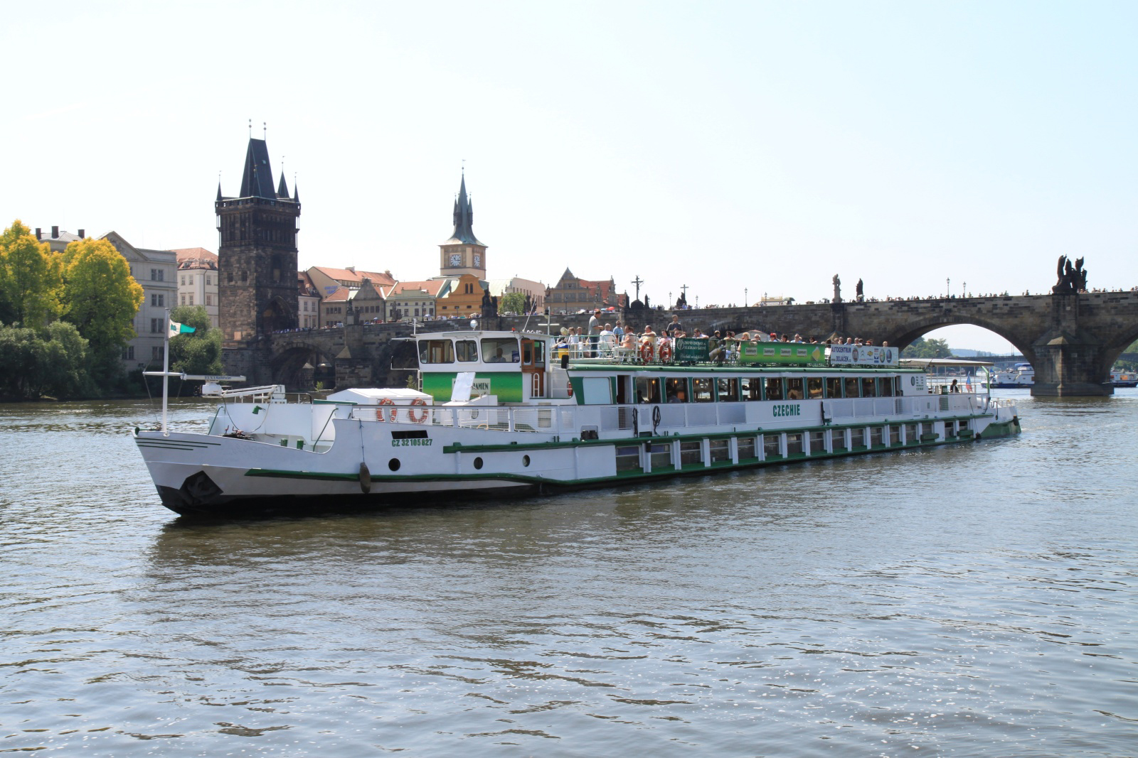 Parníky - výletní lodě Praha foto 2