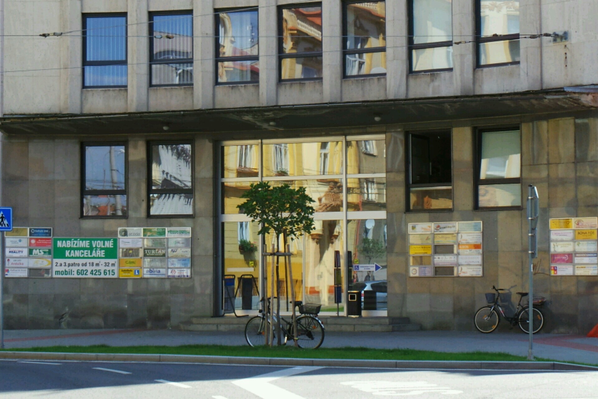 H-Enter s.r.o. - vizážistika