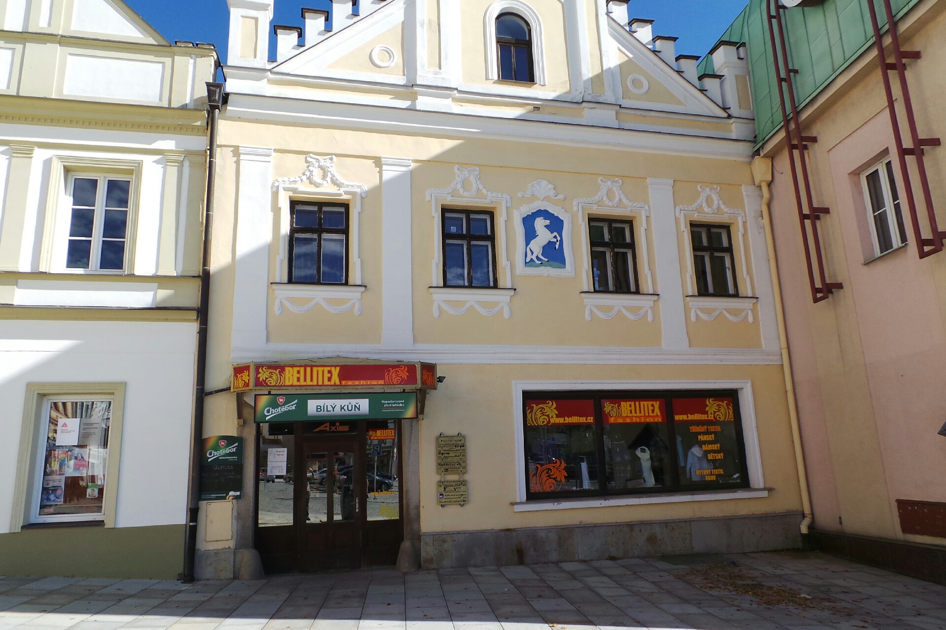 TRITAURUS HB, spol. s r.o.