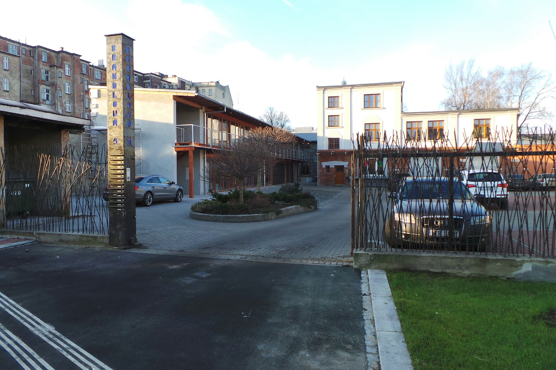 NH Finance, s.r.o. - tisk